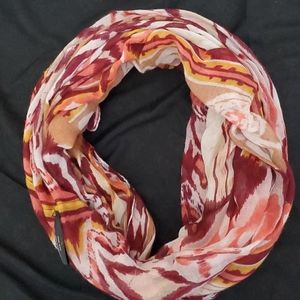 Infinity scarf